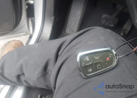 2019 Cadillac Xt5 Luxury z USA, uszkodzony, nr VIN 1GYKNDRS3KZ167080